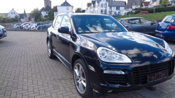 Porsche Cayenne - 3
