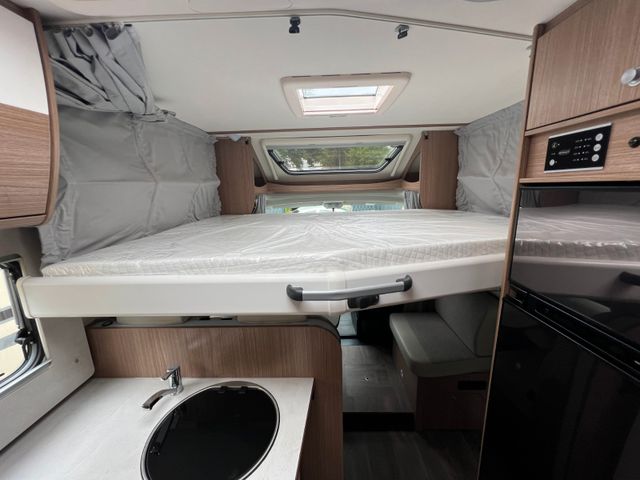 Carado T447 Automatik,Einzelbett,Hubbett,Navi,Markise
