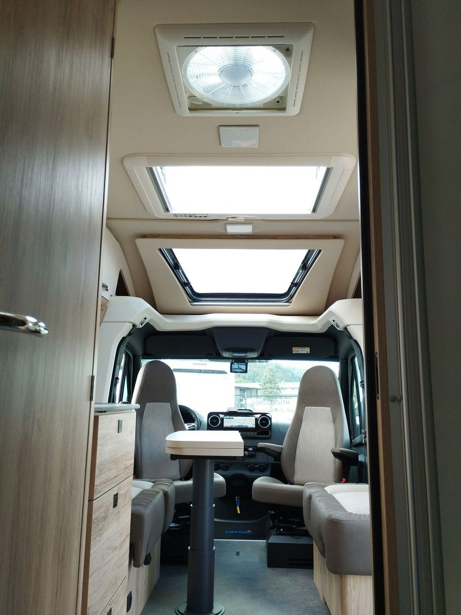 Fahrzeugabbildung Eura Mobil Profila T PT 726 EF Dörr 30 Jahre Sonderedition