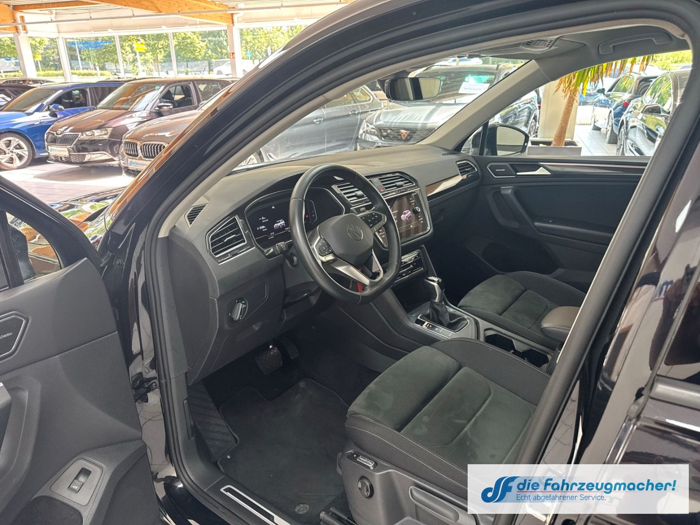 Fahrzeugabbildung Volkswagen Tiguan Life 1.5 TSI BMT Start-Stopp EU6d AHK-kla