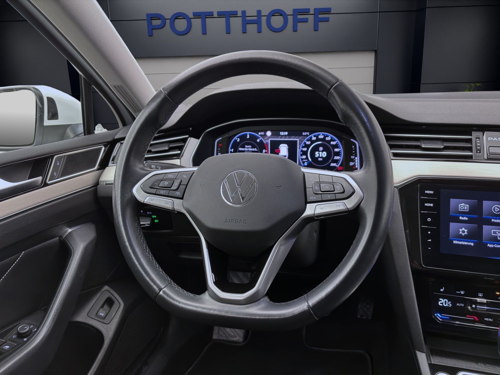 Volkswagen Passat Variant - Bild 11