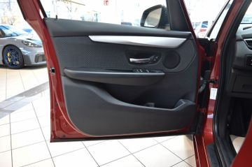 BMW 225 Active Tourer - 10