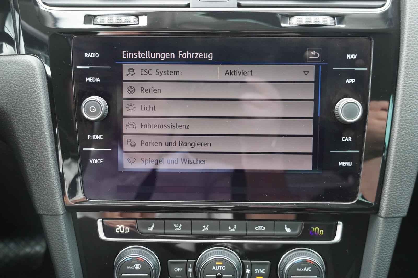 Volkswagen Golf VII 1.4 16V TSI Highline BMT LED Navi PDC