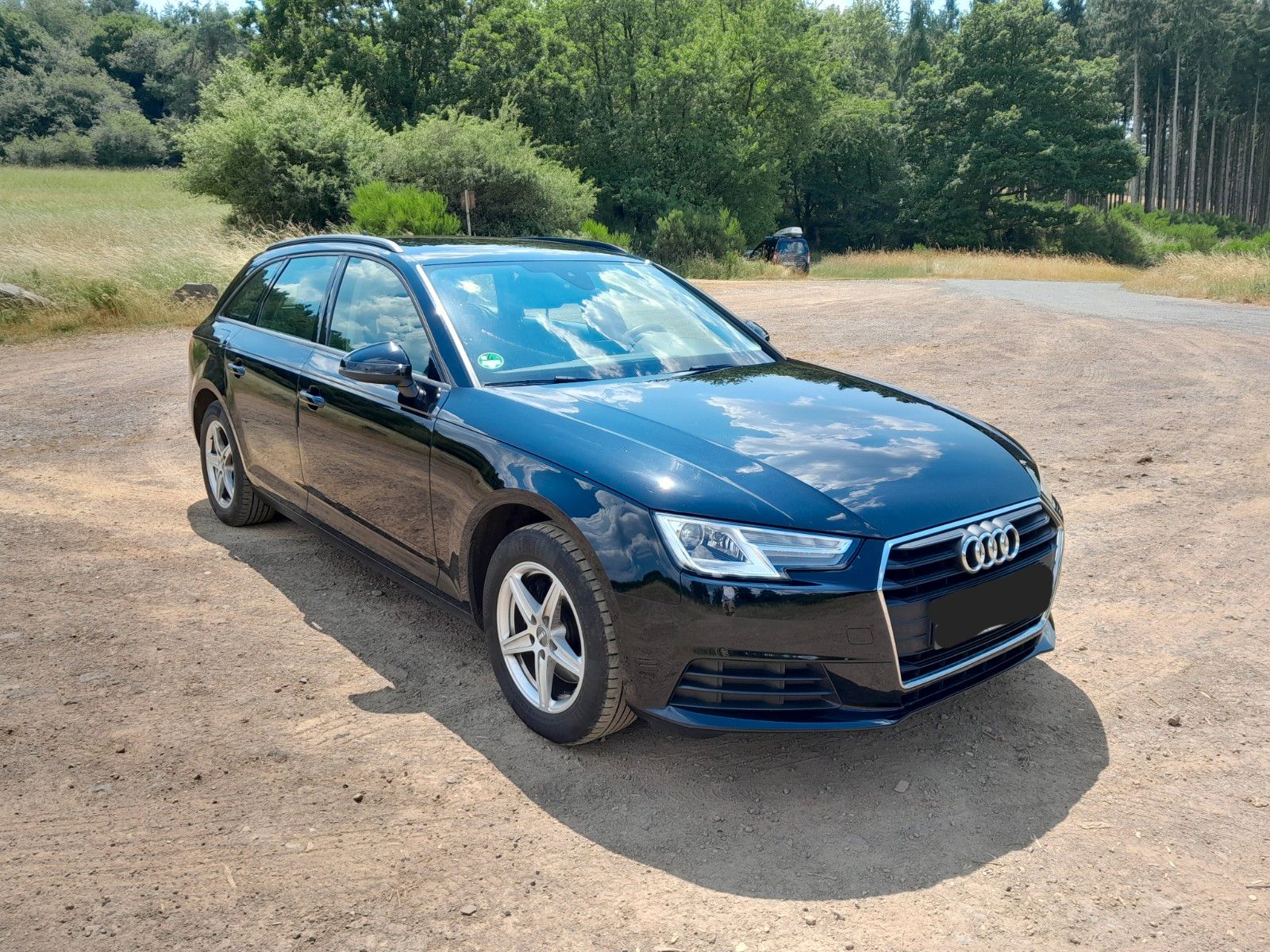 AUDI A4 1.4 TFSI Avant - AHK - Zahnriem. TÜV neu. TOP