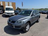Volkswagen Touareg R5 TDI Auto.Leder Xenon AHK Navi PDC - gebrauchte Volkswagen Touareg aus dem Jahr 2006