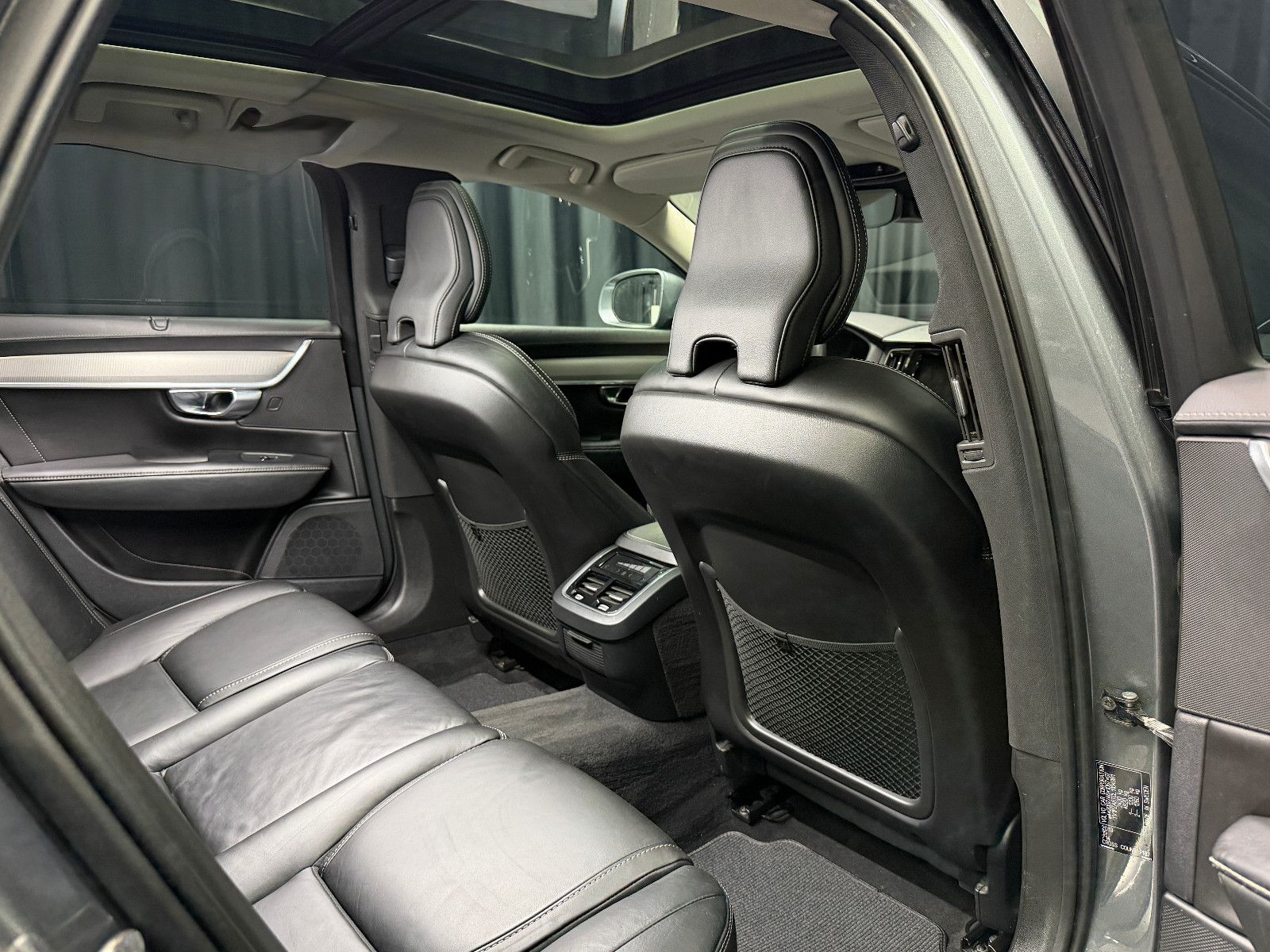 Fahrzeugabbildung Volvo V90 Cross Country Pro AWD|HuD|H&K|360°|PANO