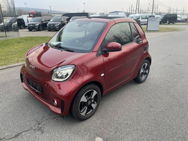 Smart fortwo EQ cabrio passion *Exclusive*Kamera*22kW*