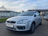 Ford Focus Lim. Ghia*TÜV+AU 05.2027*SERVICE NEU*2.HD - Ford Focus: Ghia