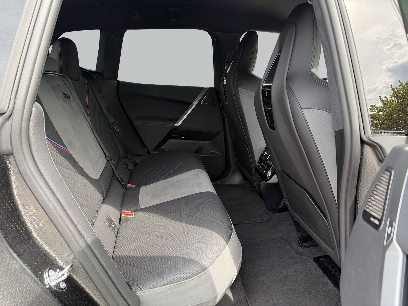 BMW iX - Bild 10