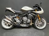 Triumph Speed Triple 1200 RR Umbau! - TRIUMPH SPEED TRIPLE 1200 RR