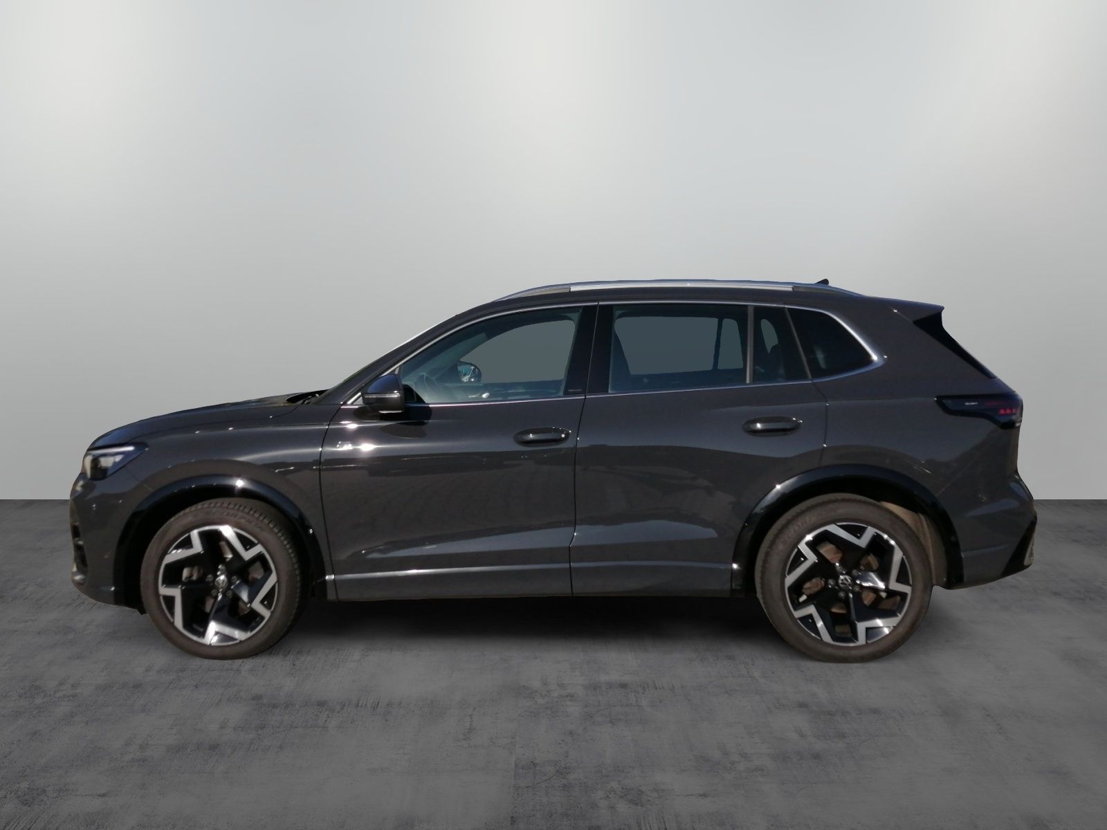 Volkswagen Tiguan R-Line 2.0 TDI DSG Navi CarPlay LED foto 5