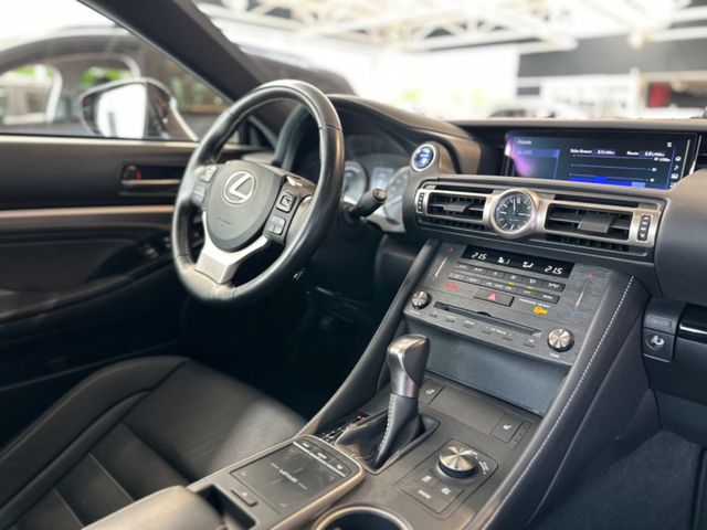 Lexus RC 300  h Executive – Kamera – Leder – Navi –