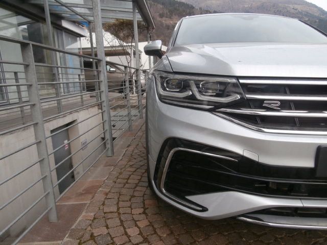 Volkswagen Tiguan 2.0 TDI SCR DSG 4MOTION R-Line