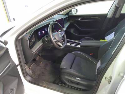 Volkswagen Passat Variant 1.5 TSI DSG eHybrid Business AHK foto 4