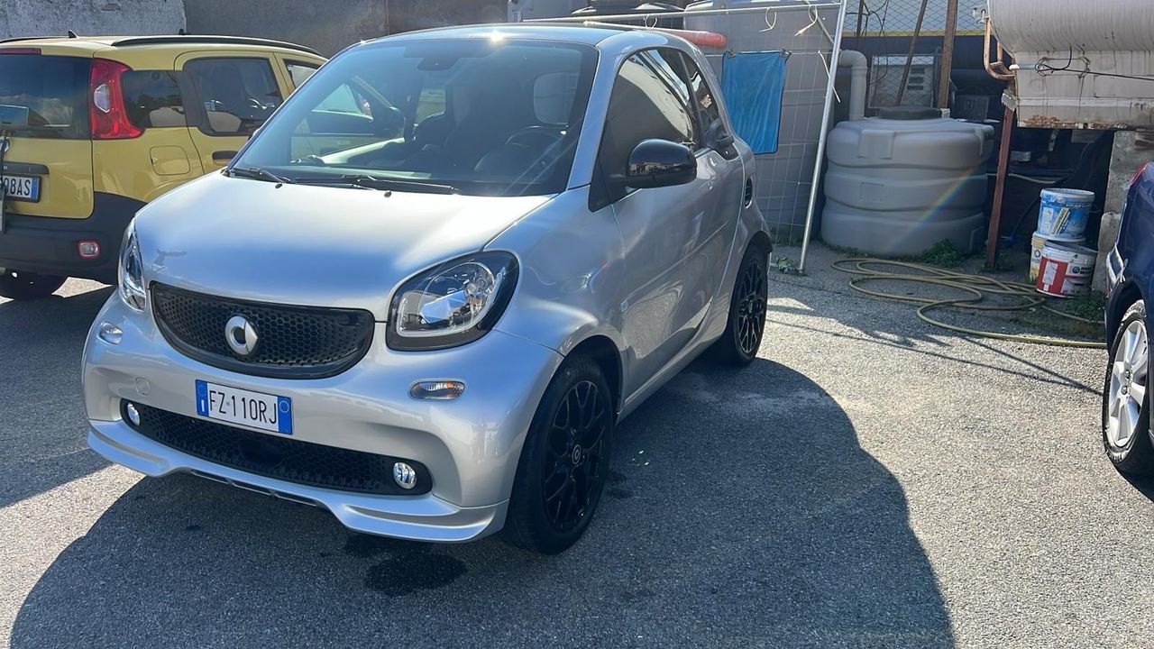 Smart ForTwo 70 1.0 twinamic Superpassion imagem 3
