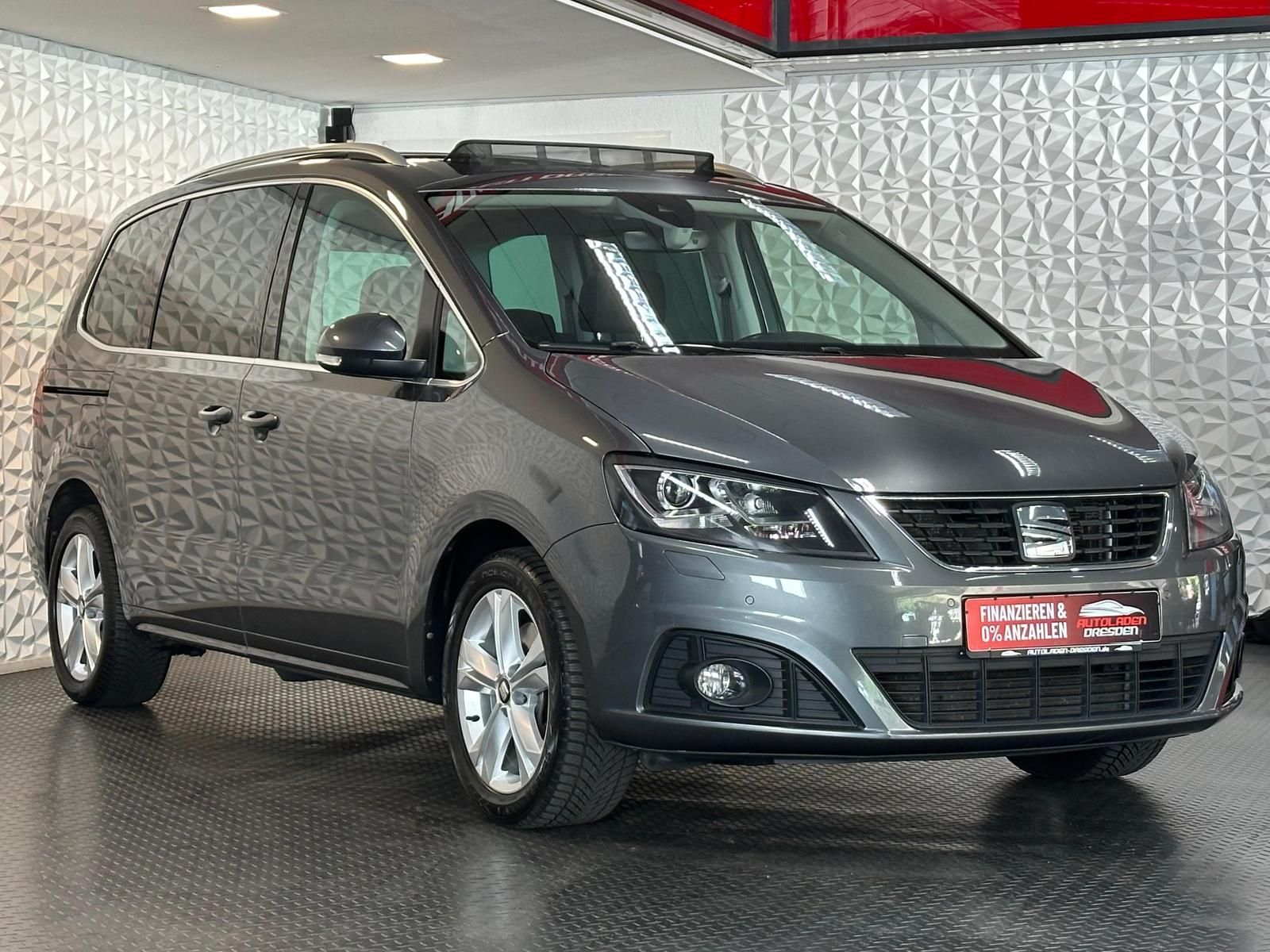 SEAT Alhambra 2.0TDI XCELLENCE BIXEN#AHK#PANO#SHZ#NAV - Image 2