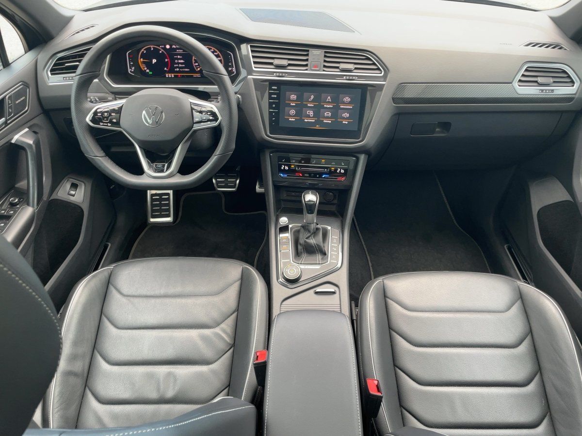 Volkswagen Tiguan R-Line 4M DSG AHK DCC Matrix Leder Pano foto 12