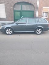 Skoda Scoda Octavia u1 2,0  mit Gasanlage - Skoda Octavia aus 2004: Kombi