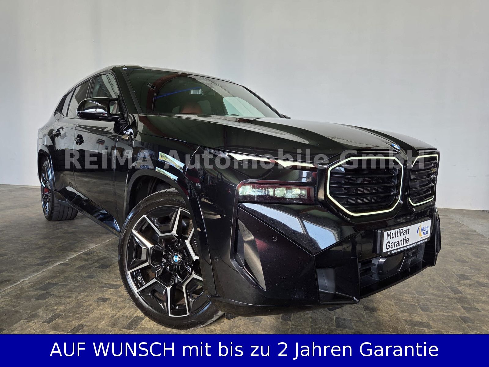 Fahrzeugabbildung BMW XM M, 480 KW, B&W, HUD, AHK, Laser, SOH 94,2%