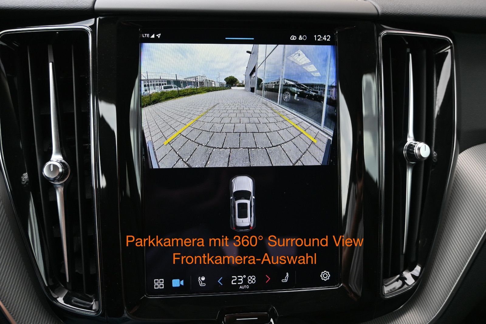 Fahrzeugabbildung Volvo XC60 B4 D Plus Dark °ACC°STANDHEIZ°360°KAM°HARM°