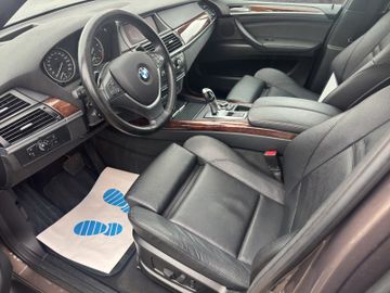 BMW X5 xDrive50i Panorama+Leder+Headup+AHK 3500kg, Bild 10