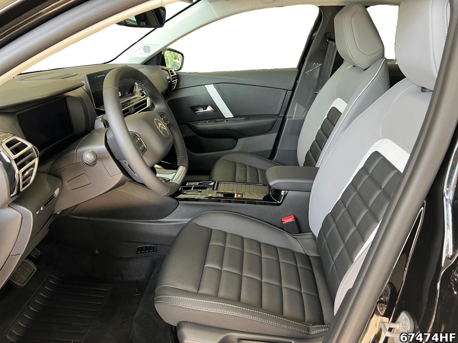 Fahrzeugabbildung Citroën C4 Max Hybrid 145
