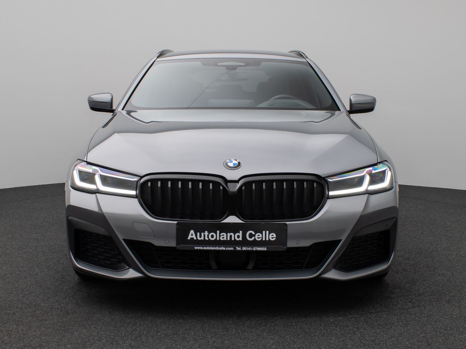 Fahrzeugabbildung BMW 530d M Sport Kamera Laser HUD DAB HiFi Komfort