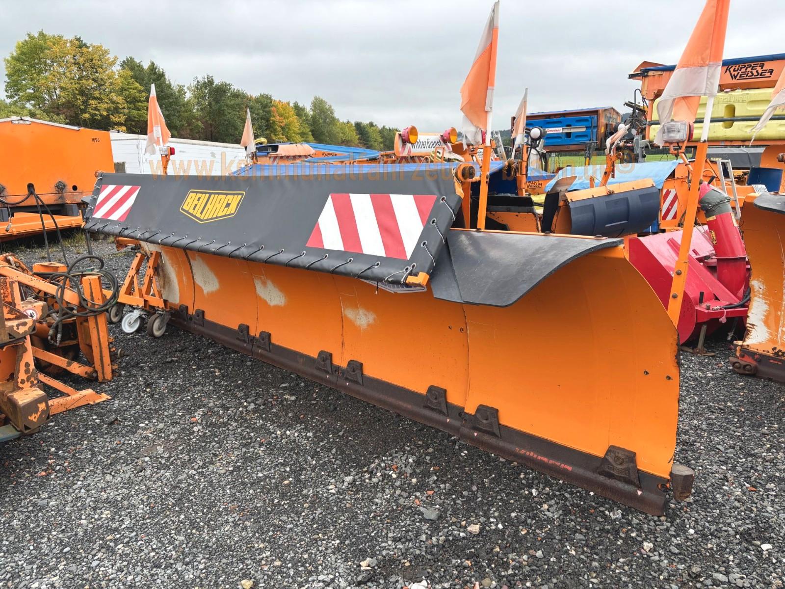 Andere Beilhack  Autobahnschneepflug 4x Vorhanden