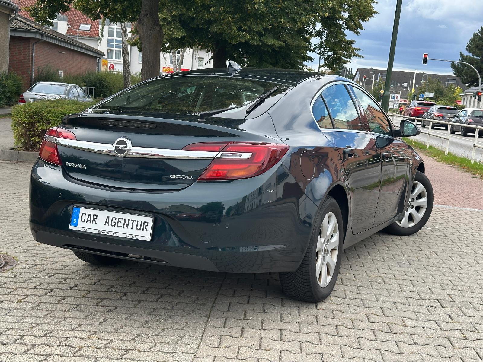 Opel Insignia XENON + KLIMAAUTO + BEH-LENKRAD + PDC