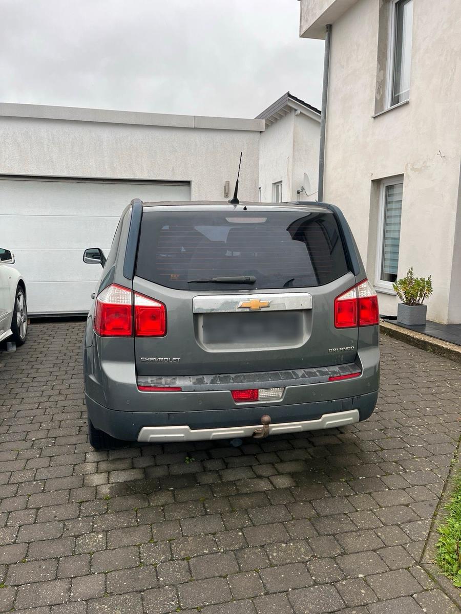 Chevrolet Orlando 2011 — photo 6