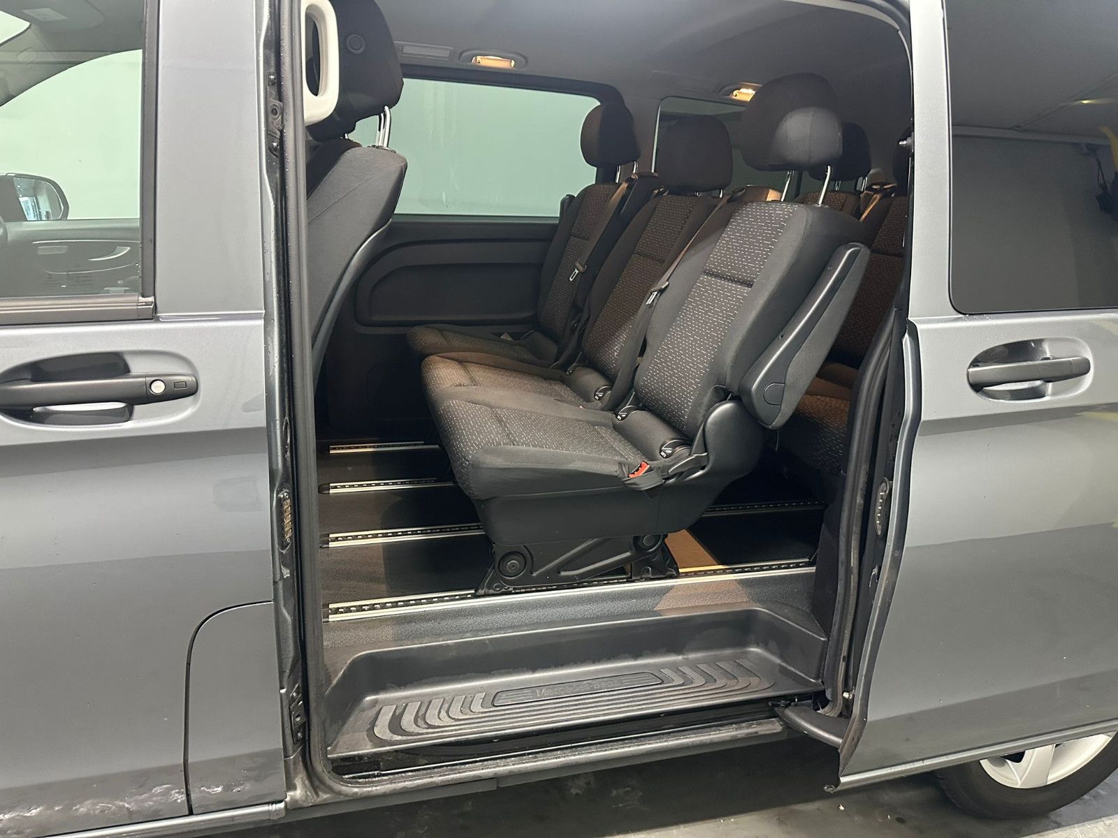 Fahrzeugabbildung Mercedes-Benz Vito  114 4MATIC Tourer Pro Lang*EDITION*AHK*