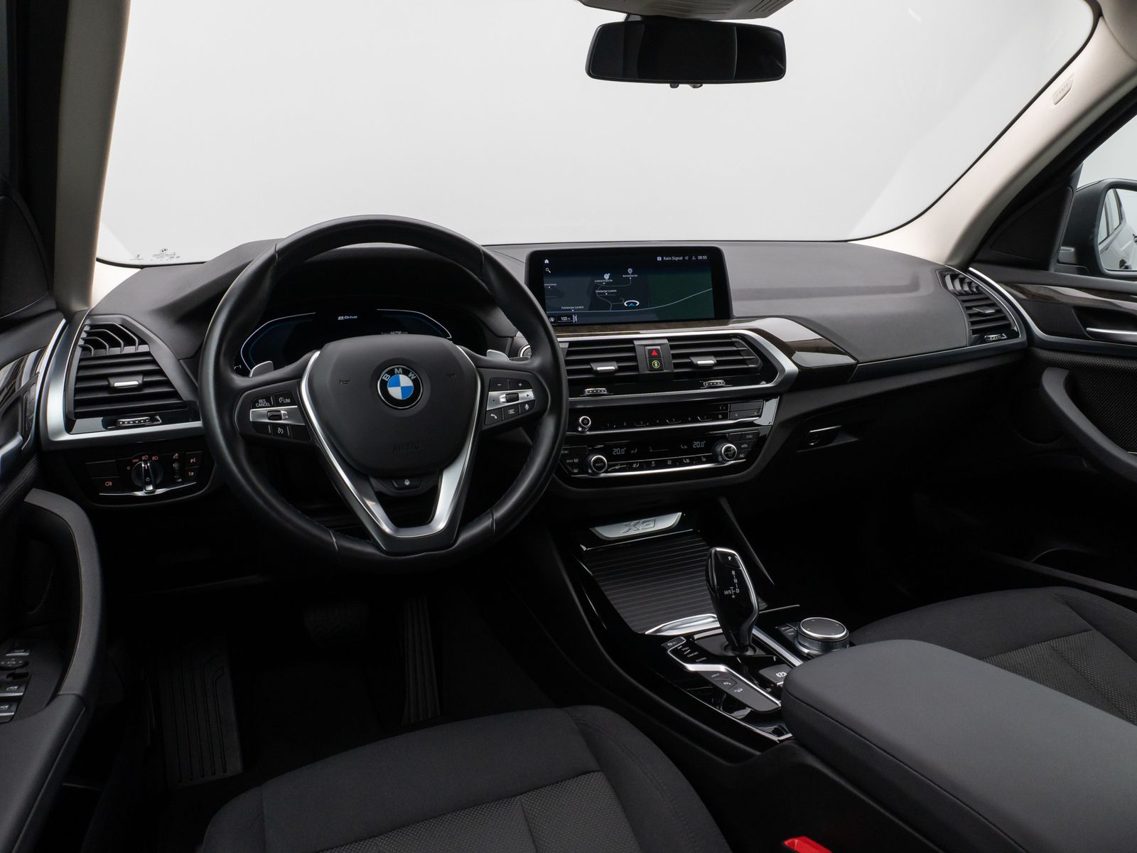 Fahrzeugabbildung BMW X3 xD30e Kamera DAB HiFi Lenkrhzg Komfort Alarm