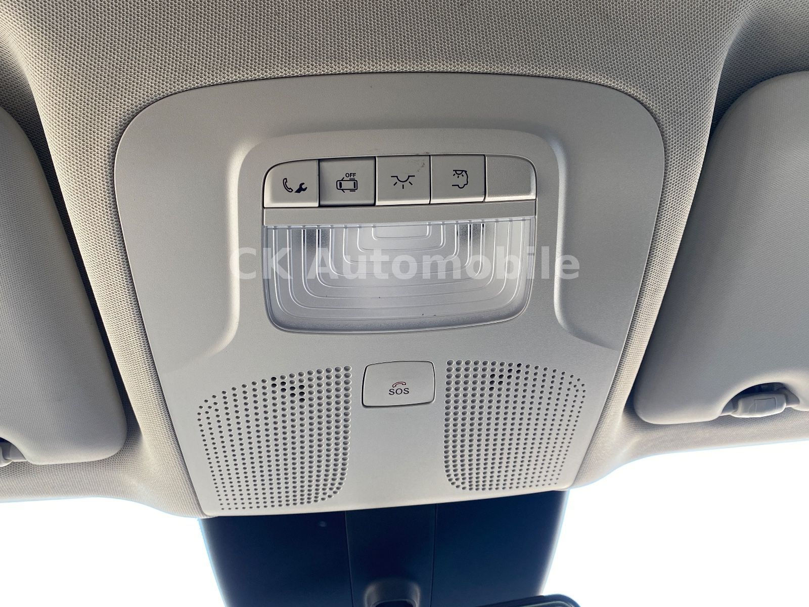 Fahrzeugabbildung Mercedes-Benz Vito Mixto 110CDI Kompakt/5 Sitze/Navi/Klima/AHK