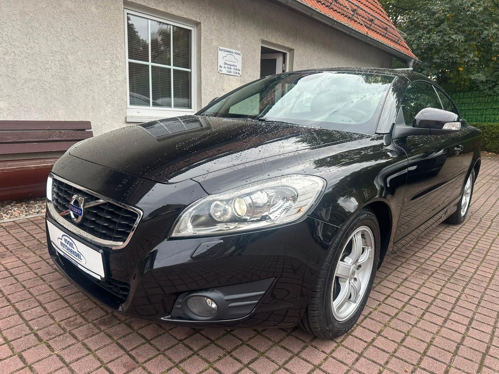 Volvo C70 Cabriolet D3 Summum*BI-XENON*NAVI*SITZHZG*