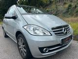 Mercedes-Benz A 200 ELEGANCE Automatik AHK Klima 2H - gebrauchte Mercedes-Benz A 200 aus dem Jahr 2011