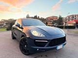 Porsche Cayenne 4.8 Turbo FULL PORSCHE SERVICE H - Porsche Cayenne aus 2011: Turbo