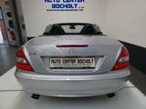 Mercedes-Benz SLK 200 Kompressor*Navi*Leder*Klimaaut*Sitzheizu - Mercedes-Benz SLK 200 Gebrauchtwagen