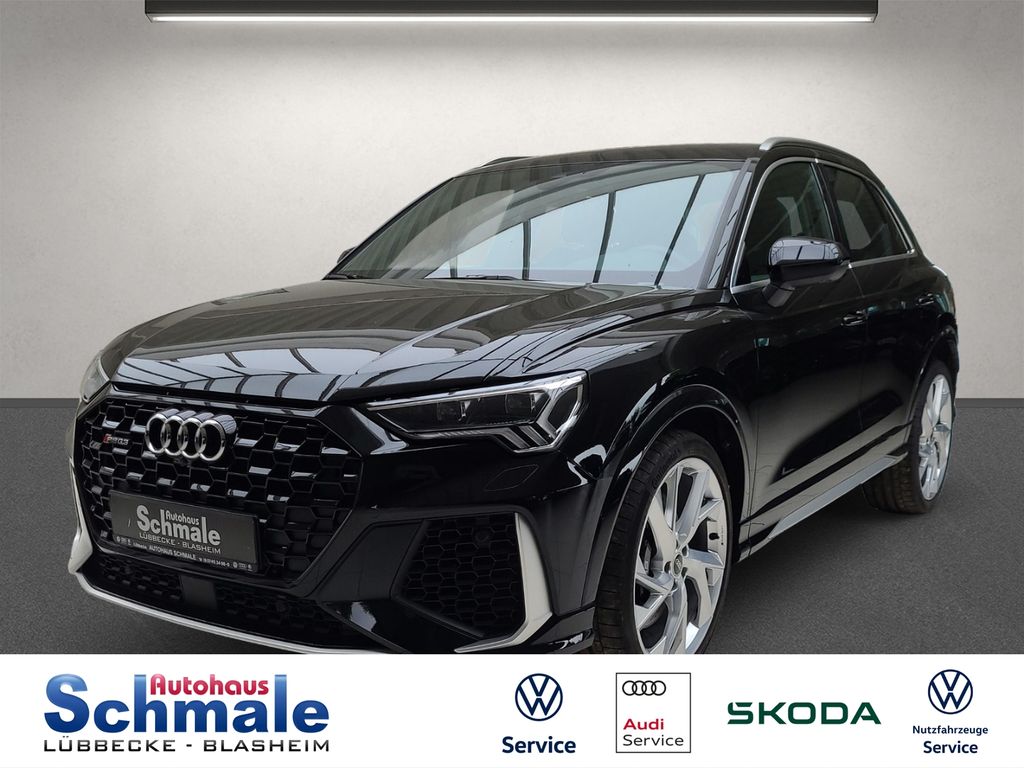 Image of Audi RSQ3