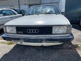Audi 100 - weiße Audi 100