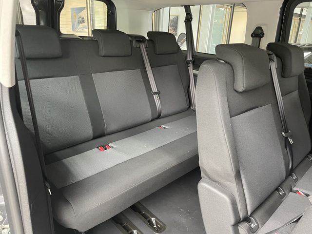 Opel VIVARO KOMBI 2.0 BLUEHDI 9-SITZER