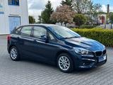 BMW 220 Active Tourer xDrive*GARANTIE*LEDER*KAMERA - BMW 220 Active Tourer Diesel Gebrauchtwagen