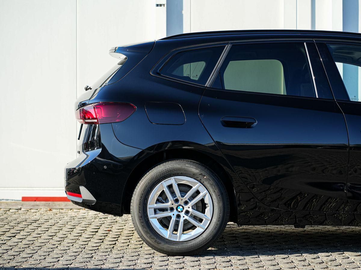 BMW 218d Active Tourer AHK PANODACH SGlas Dachreling foto 6