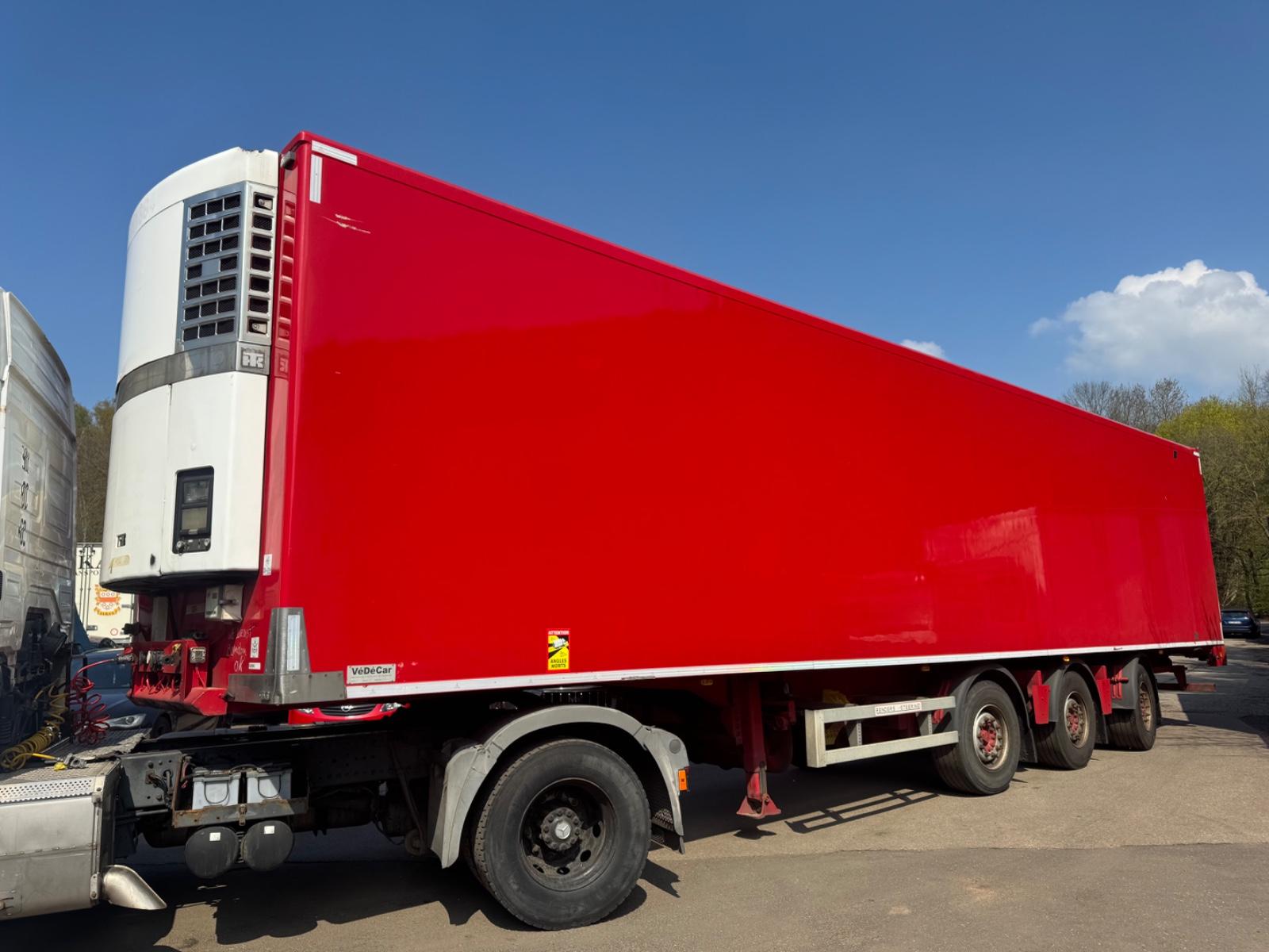 Renders ROC 12.27* ThermoKing SL200E*2.65M H*X Stearing