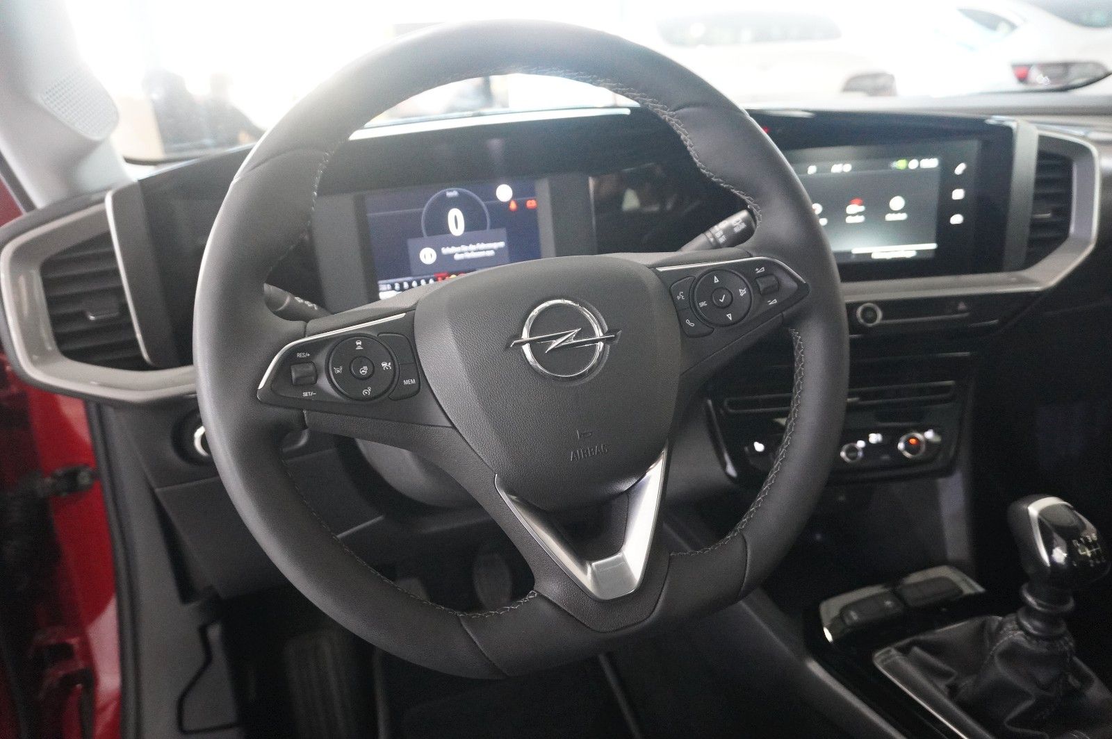 Fahrzeugabbildung Opel Mokka ELEGANCE 1.2T NAVI/LED/KAMERA/SPORT/VIRT.