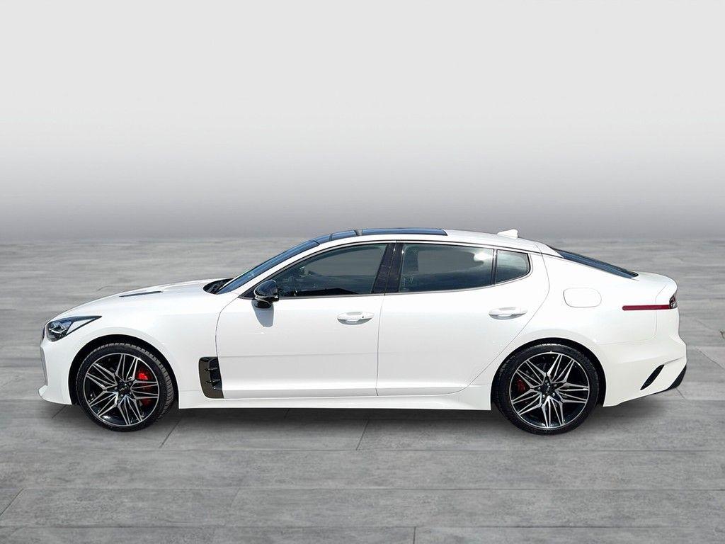 Kia Stinger GT 4WD Navi GSD ACC HuD SHZ PDC Memory