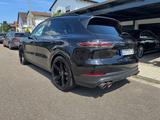 Porsche Cayenne SPORT CHRONO/22/CAPRISTO/BOSE/MATRIX/360 - Porsche Cayenne aus 2018