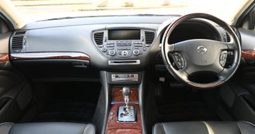 Nissan President (PGF50) – Bild 16