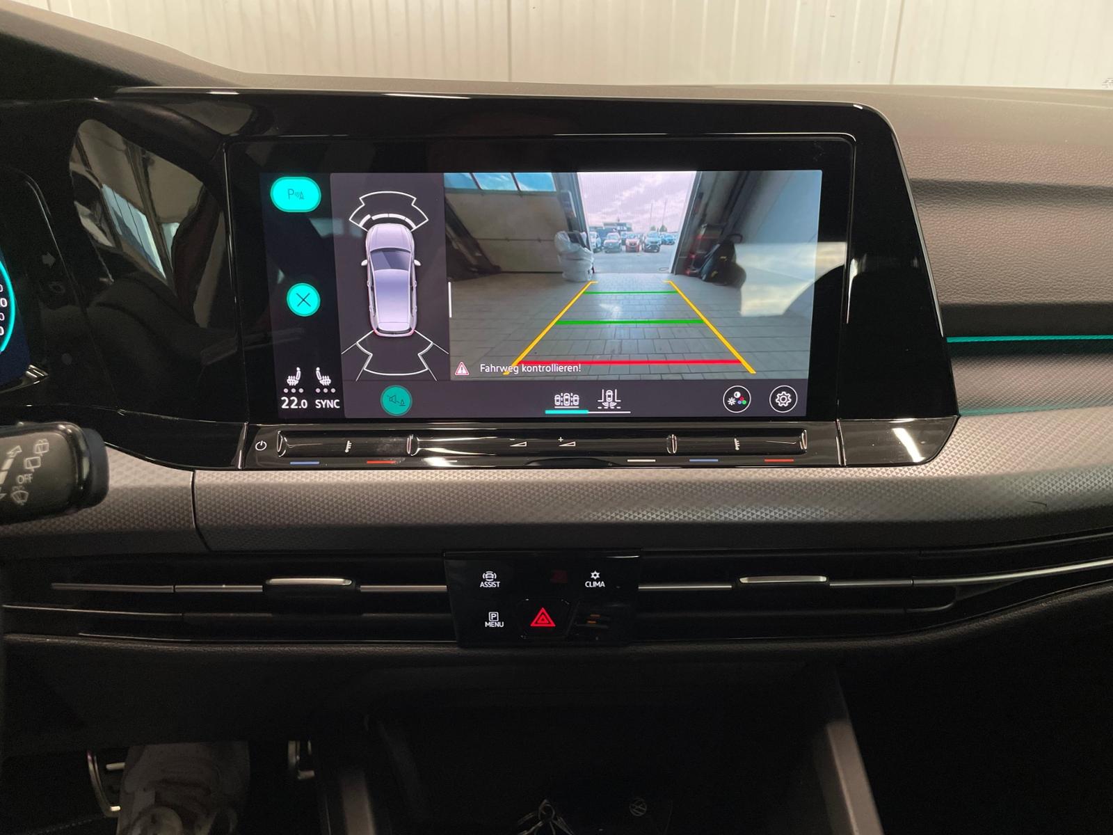 Volkswagen Golf VIII Active 1.0 eTSI DSG LED ACC KAM, миниатюра 17