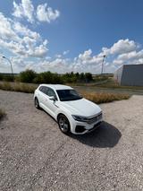 Volkswagen Touareg 3.0 V6 TDI 170kW 4MOT Tiptr. Eleganc... - Volkswagen Touareg in Magdeburg