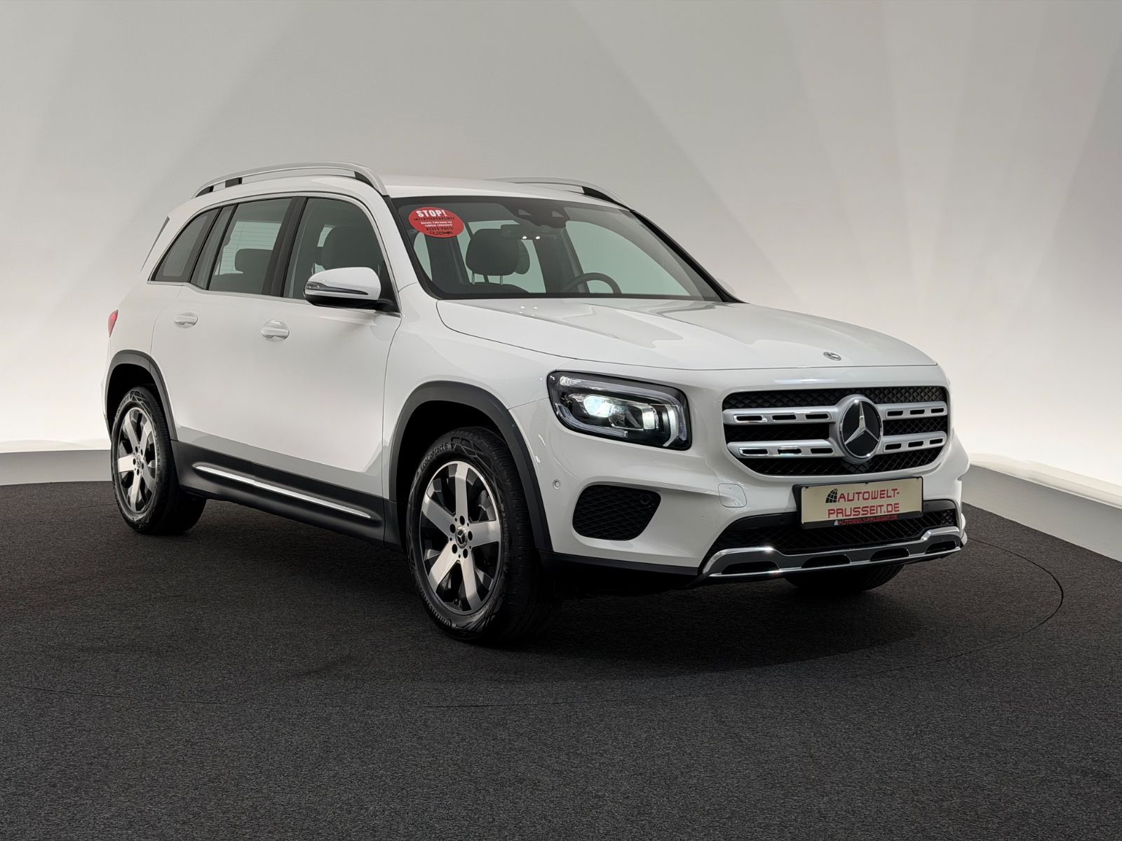 Gebrauchtwagen Mercedes-Benz GLB 250 GLB 250 4Matic*BUSINESS*LED-MBUX-R.KAM-SPUR-AHK in Horb am Neckar